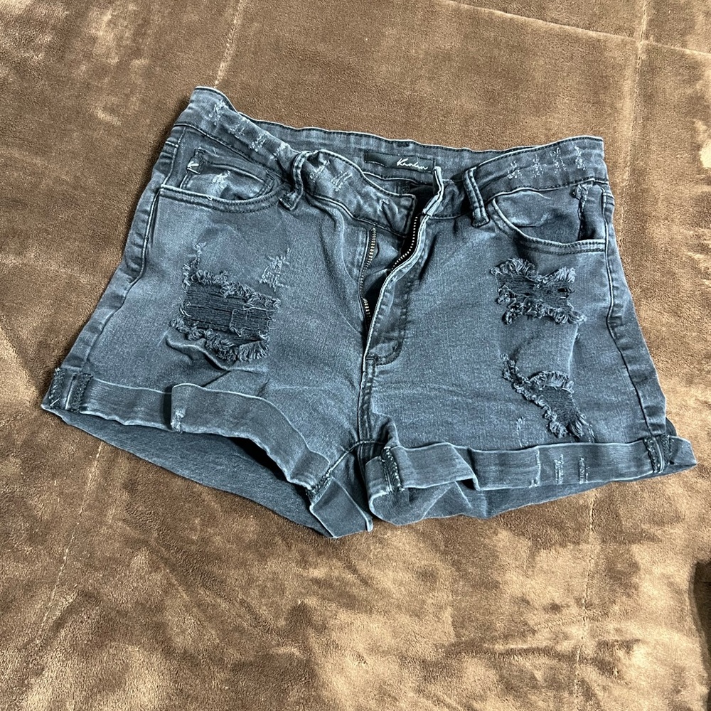 Woman’s size 30 KanCan jean shorts